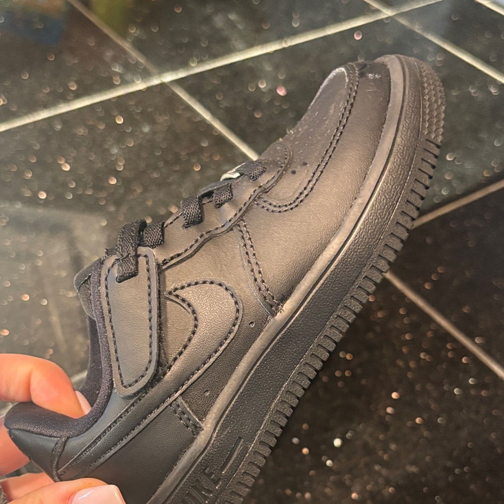 Black Nike Air Force Ones (little kid)